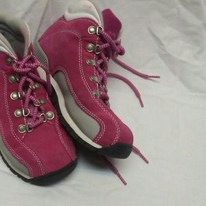 Pink Ozark trail boots